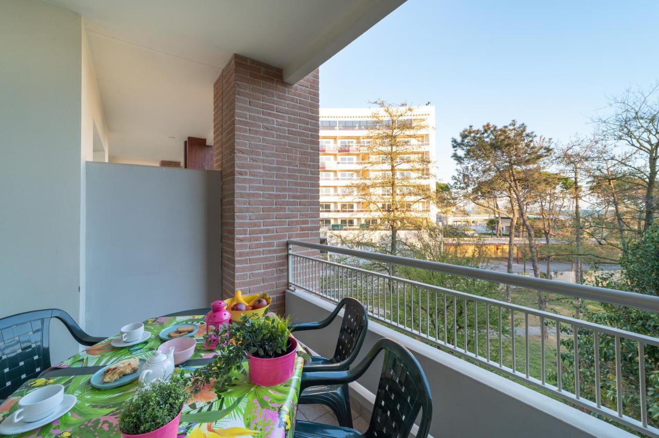 Aparthotel Residenza Al Parco Bibione Esterno foto