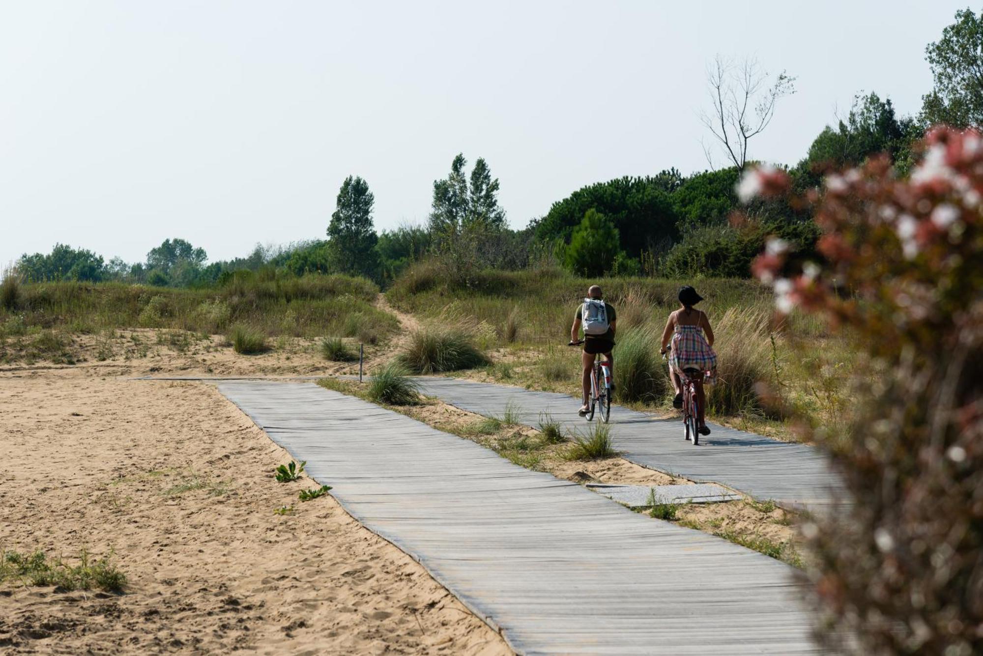 Aparthotel Residenza Al Parco Bibione Esterno foto