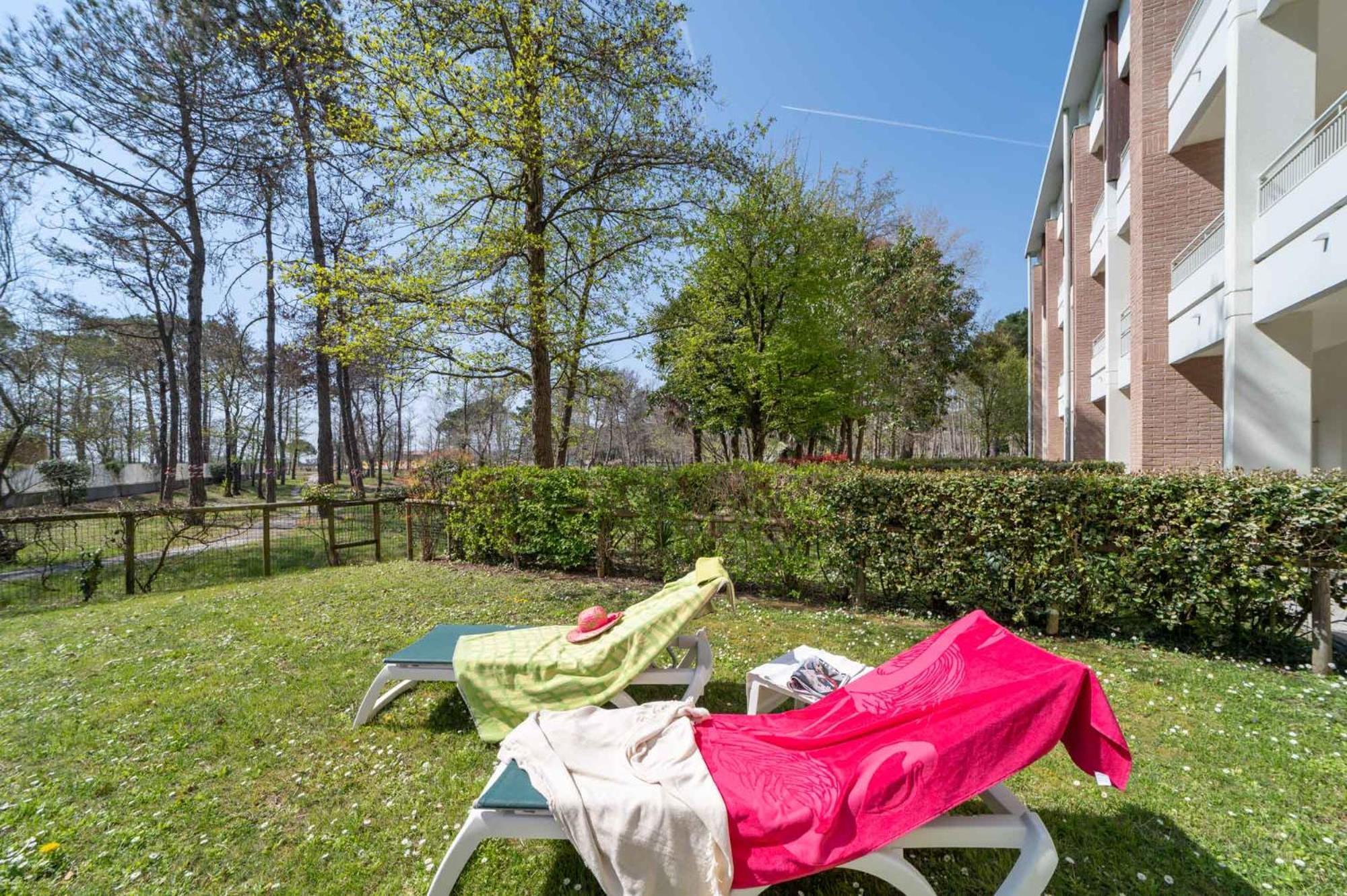Aparthotel Residenza Al Parco Bibione Esterno foto